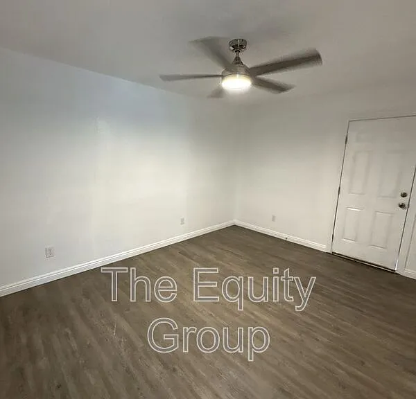 388 Crestwood Ave #C — Photo 13