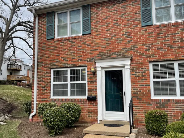 1459 Bobolink Pl, Saint Louis, MO 63144