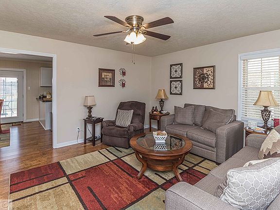 4th image of 302 Vinwood Ave