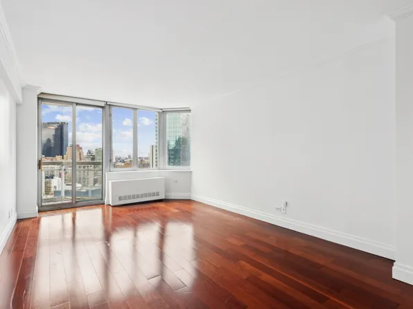 500 West 43rd Street image 1 of 13