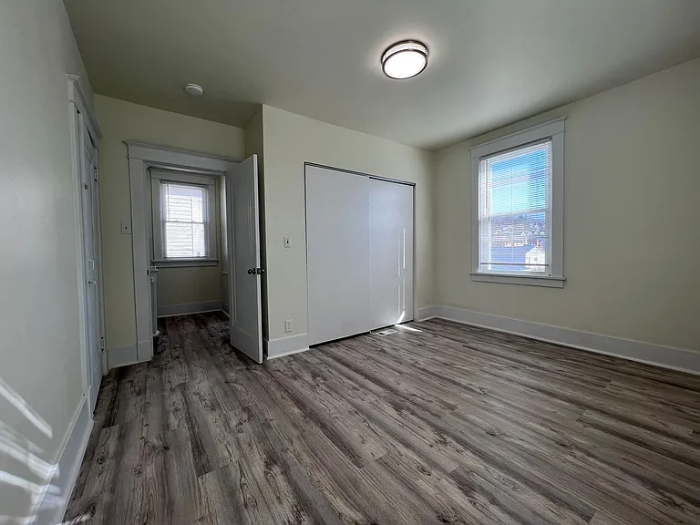 132 Amelia St — Photo 16