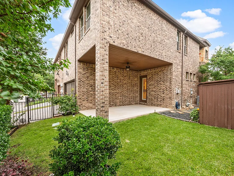 1208 Prescott St — Photo 22