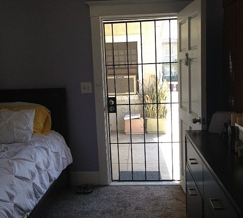 2nd image of 535 E Lomita Ave