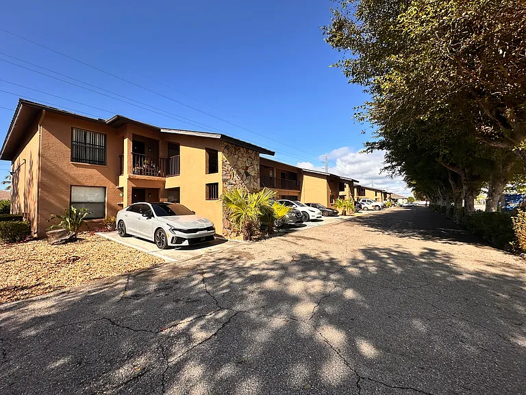 4310 Santa Barbara Blvd #2 — Photo 19