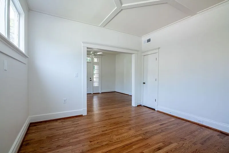 1 bed, 1.0 bath, 710 sqft, $1,200 — Photo 4