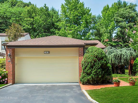 2nd image of 191 Heron Ln