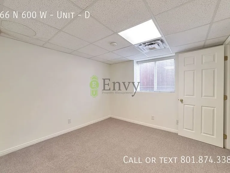 166 N 600 W #D — Photo 10