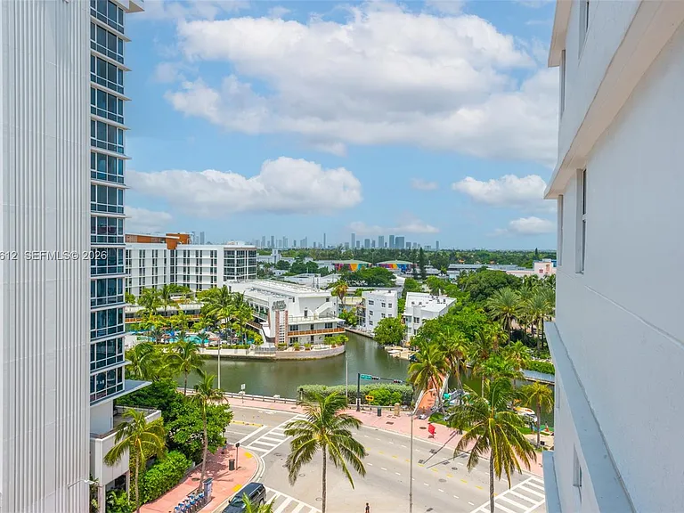 2401 Collins Ave #1007 — Photo 21
