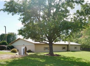 1017 N 1100 W, Deputy, IN 47230