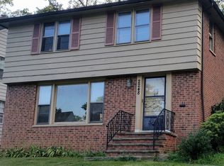 2248 Edgerton Rd, University Heights, OH 44118