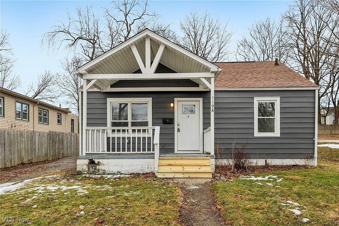 1198 Onondago Ave, Akron, OH 44305 | Zillow