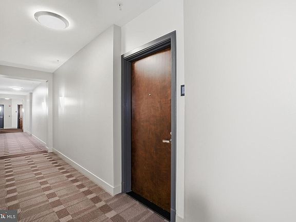 4th image of 1800 Wilson Blvd Unit 214