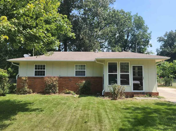 7120 Wilson Dr, Leeds, AL 35094