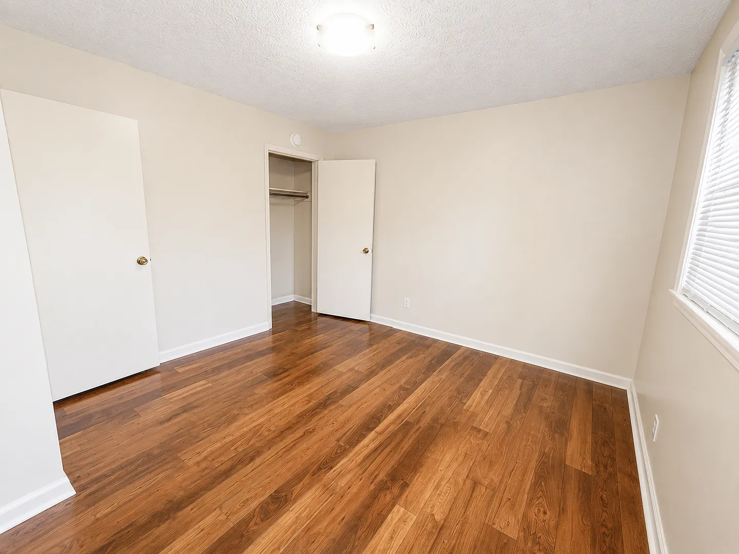 Magnolia Apartments — Photo 4