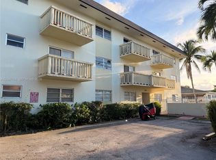 770 NE 128th St APT 304, North Miami, FL 33161