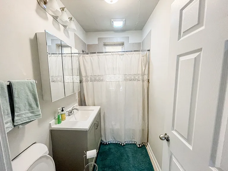 2500-08 W. Pensacola Ave. / 4334-42 N. Campbell Ave. — Photo 9