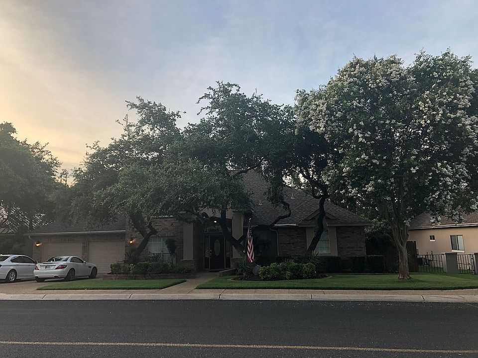 1st image of 18106 Emerald Forest Dr