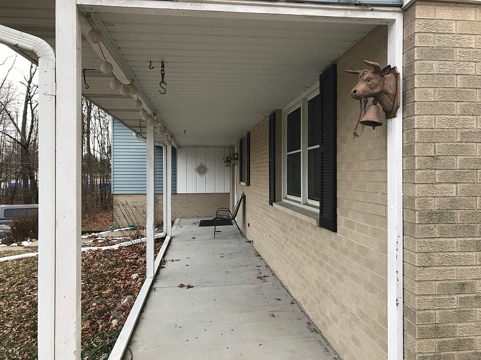 2nd image of 10466 Sprinkle Rd