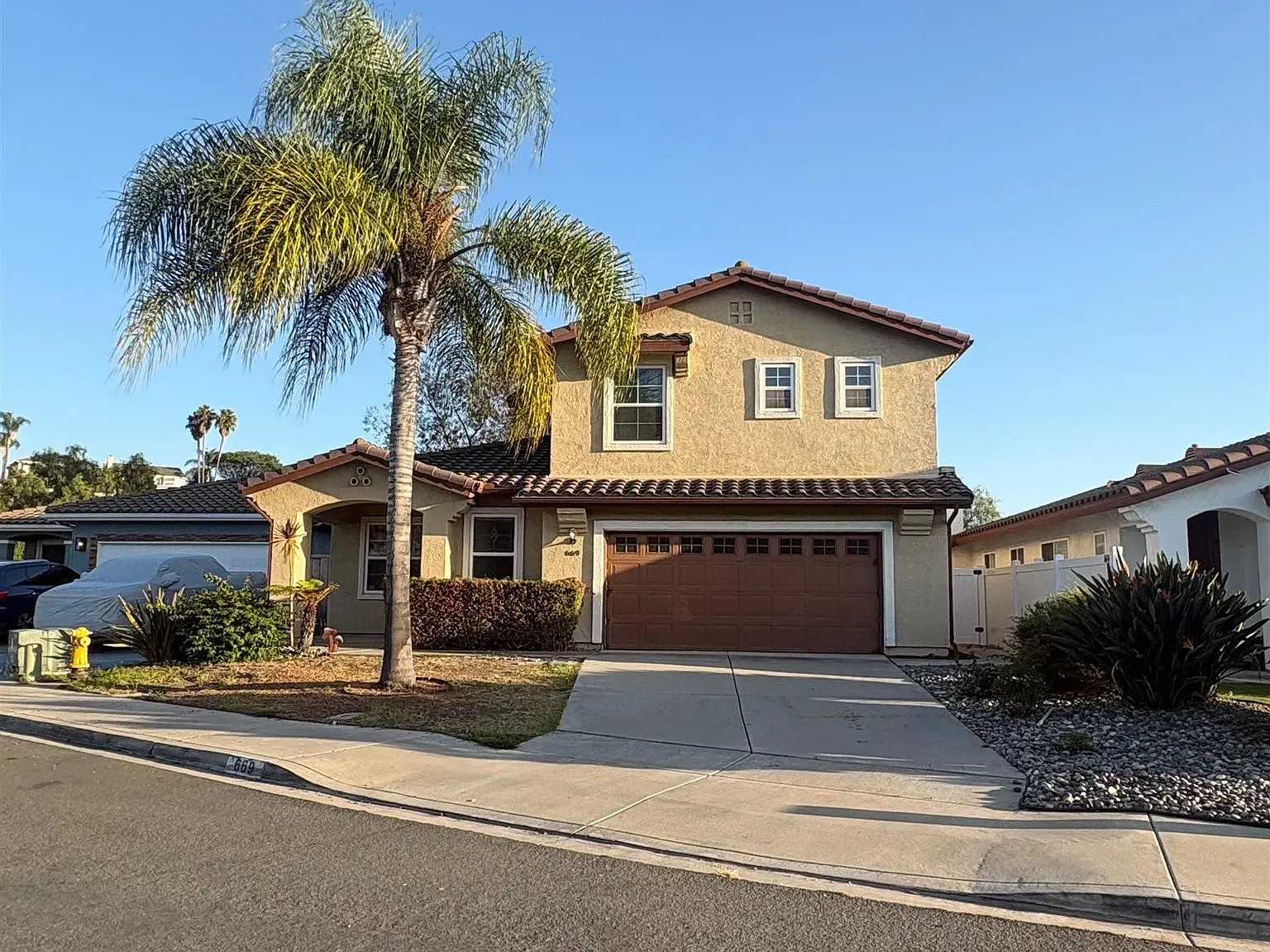 4 bed, 3.0 bath, 2179 sqft, $4,500 — Photo 1