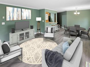 1580 Wheelock Ln APT 104, Saint Paul, MN 55117