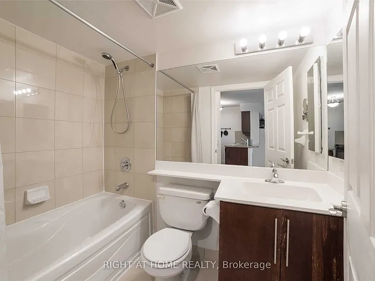 25 Greenview Ave #815 — Photo 7