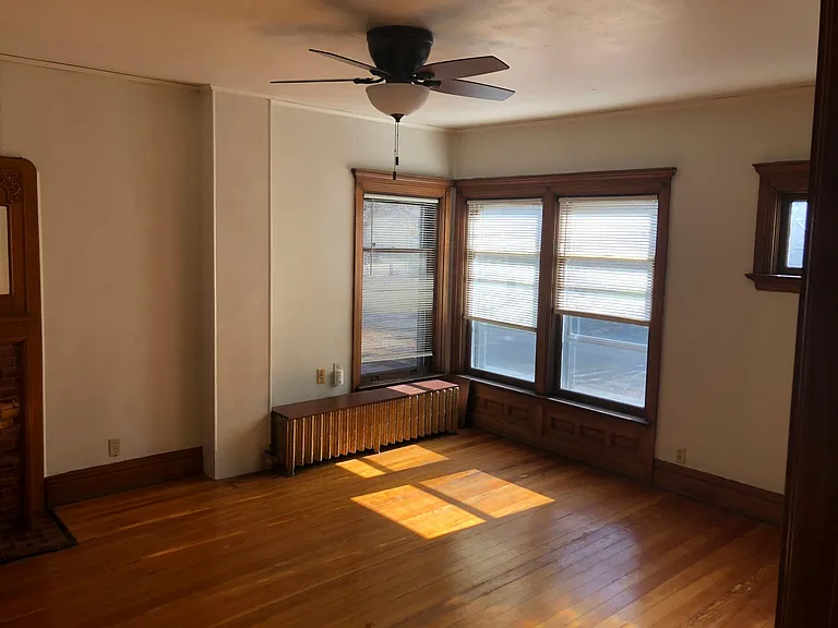 1826 D St #2 — Photo 3