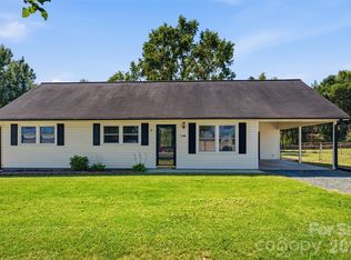 2200 Salisbury Hwy, Statesville, NC 28677