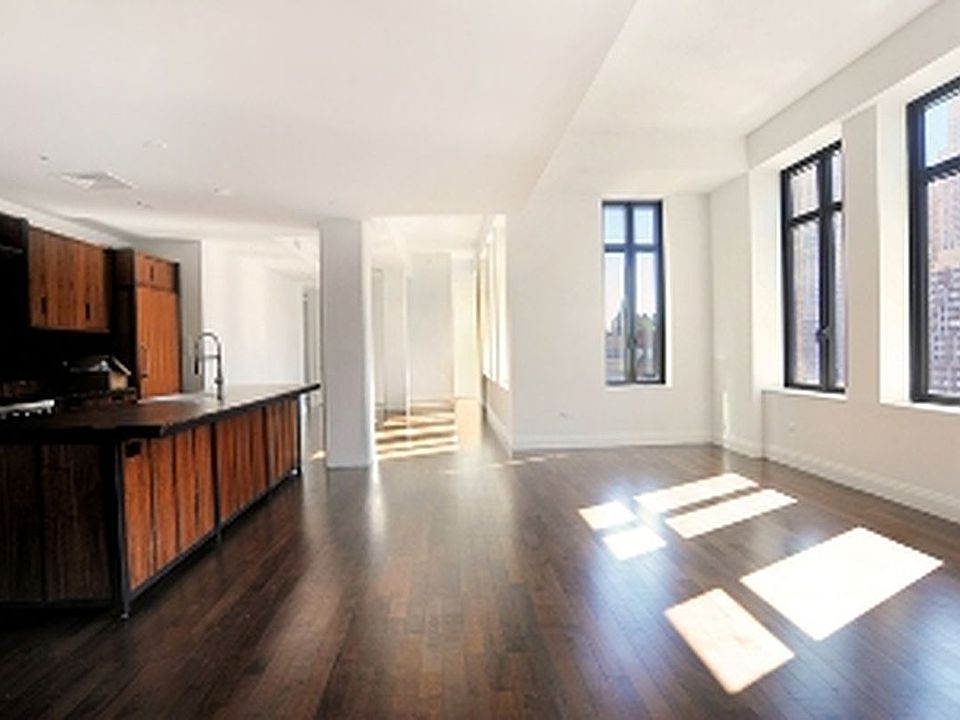 1st image of 139 Reade St Unit 15A