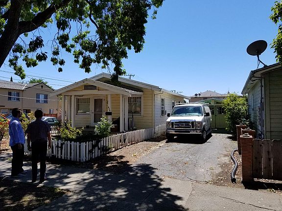 4th image of 211 Vera Ave