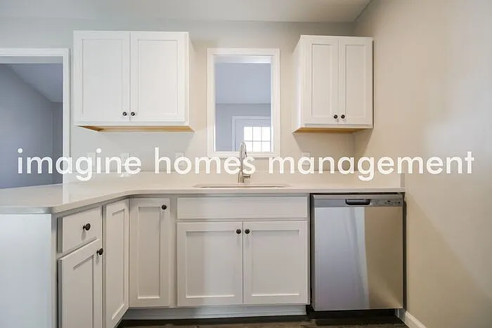 5395 Broad Blvd — Photo 7