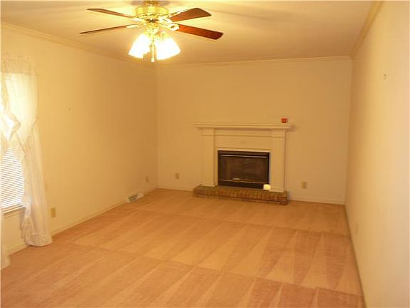 3rd image of 2700 Lancashire Ct