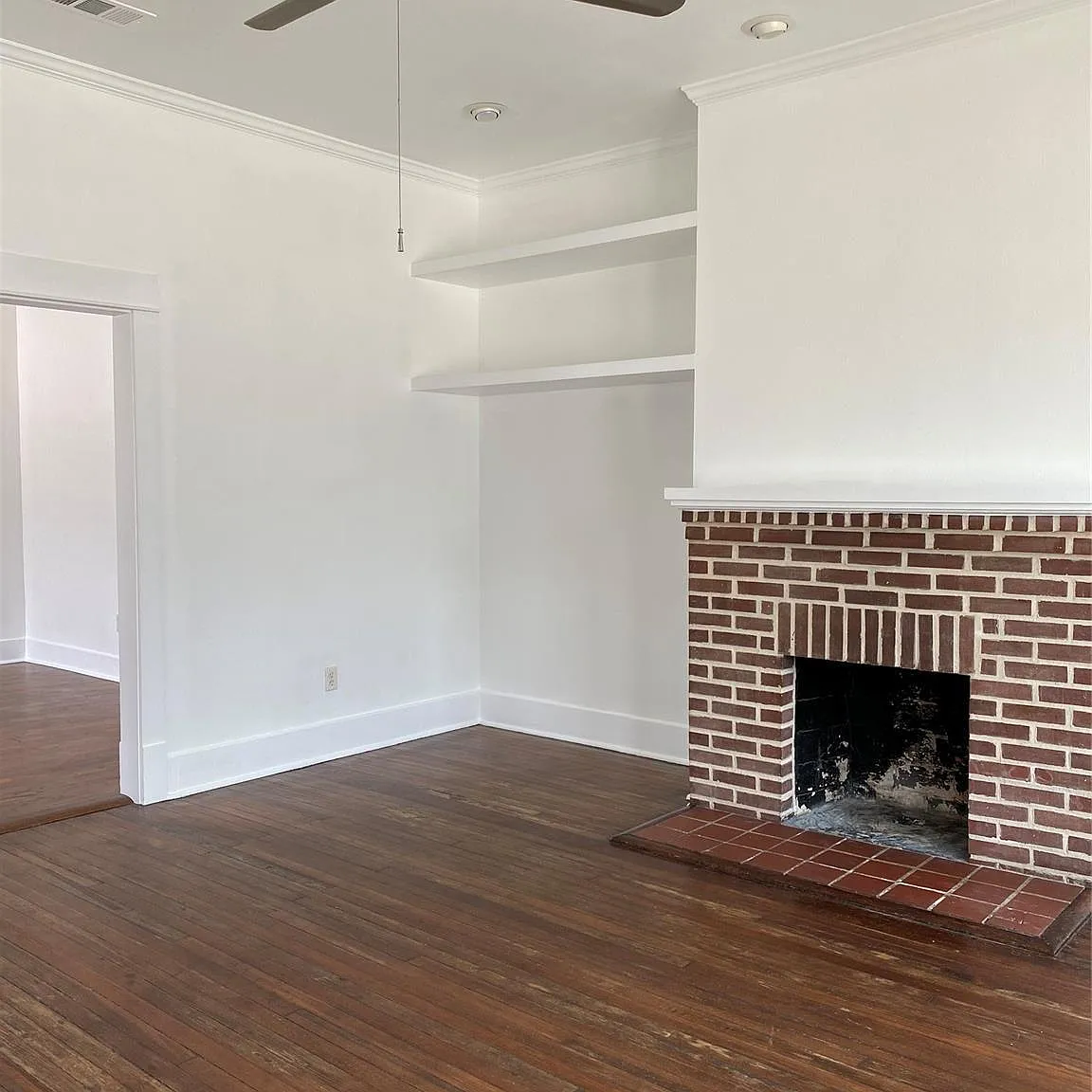 1 bed, 1.0 bath, 800 sqft, $1,500 — Photo 3