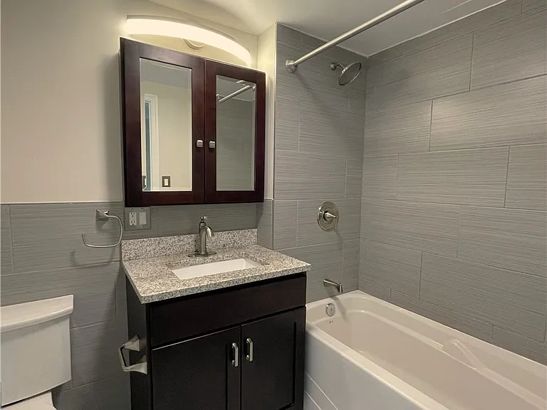 184 N Main St #812 — Photo 13