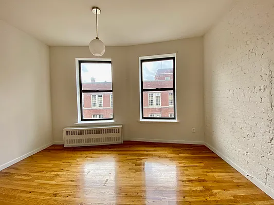 Rented by Bohemia Realty Group | media 9