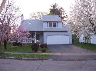 382 N Burley Rd, Rochester, NY 14612