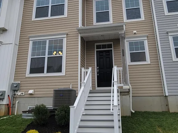 509 Lewis St, Downingtown, PA 19335