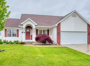 1180 Juniper St, Owosso, MI 48867