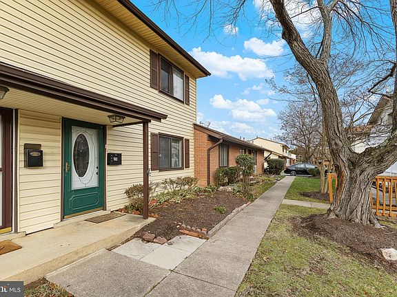 3rd image of 8410 Eureka Ct #103