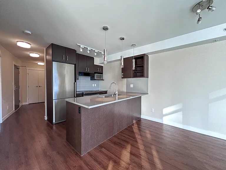 180 Switchmen St — Photo 48
