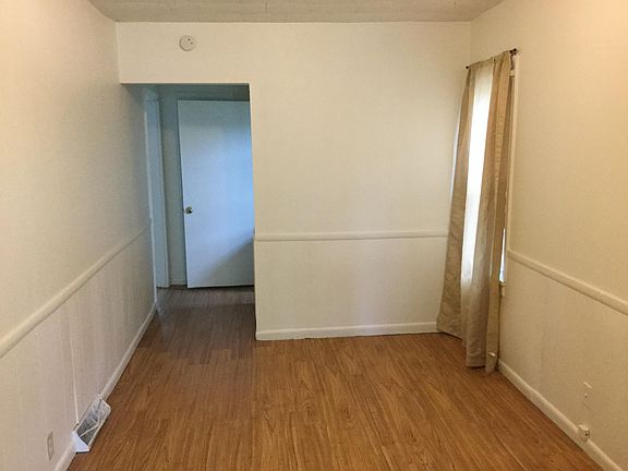 3rd image of 411 White St APT 2