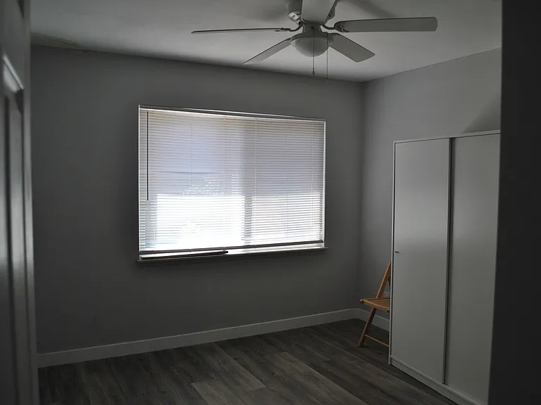 252 Royal Coach Ave — Photo 11