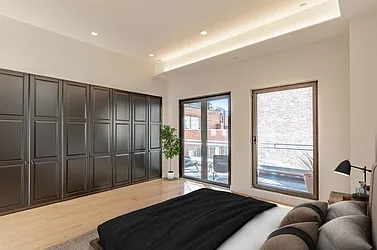 Rented by BARNES New York