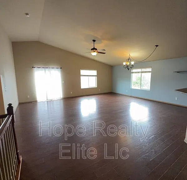 10931 Glen Canyon Dr — Photo 10