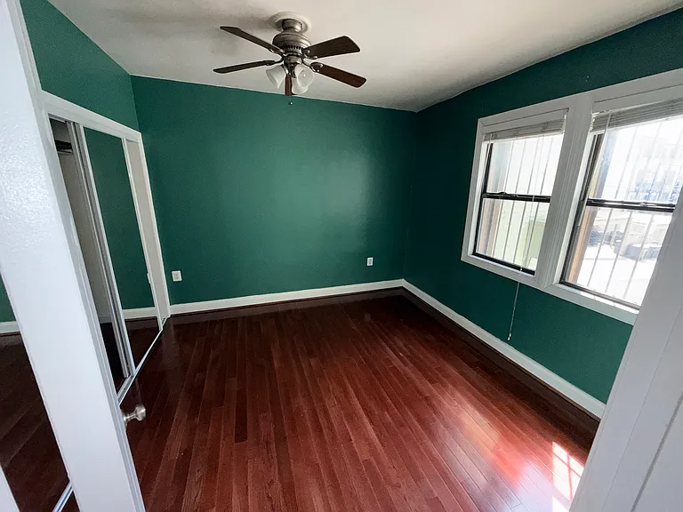 315 Evarts St NE #102 — Photo 16
