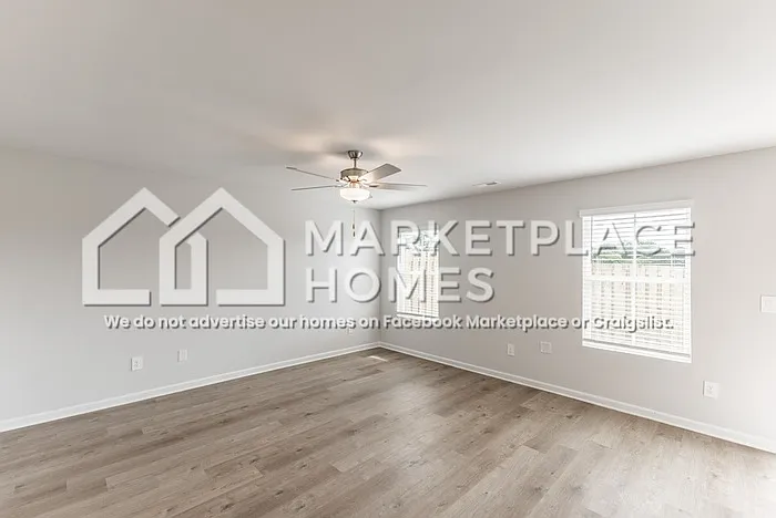 4131 Hudson Ct — Photo 3