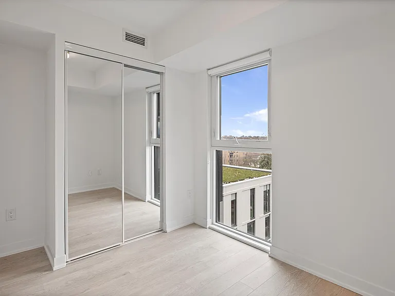 480 Wilson Ave — Photo 19