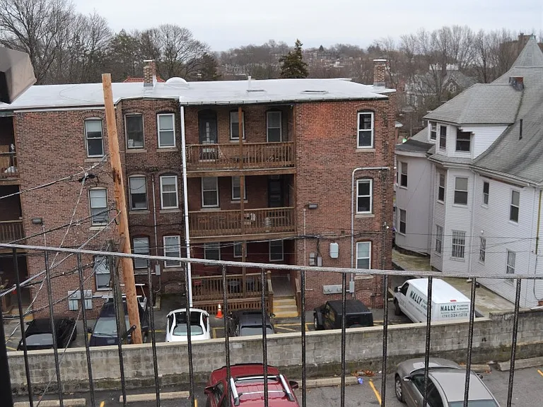 33 Egremont Rd #4 — Photo 16