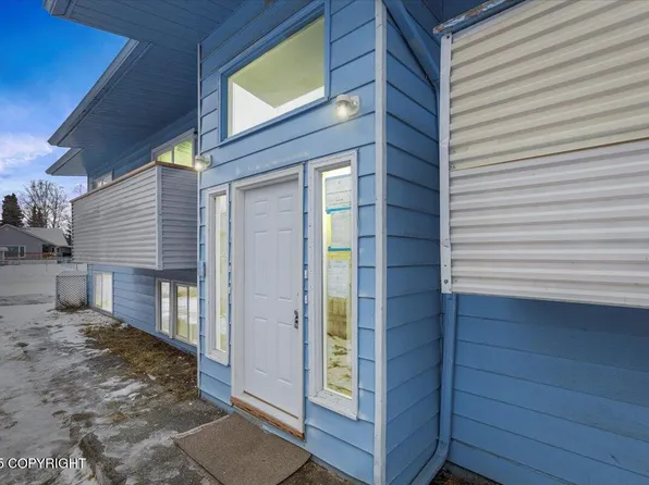 825 N Bliss St, Anchorage, AK 99508