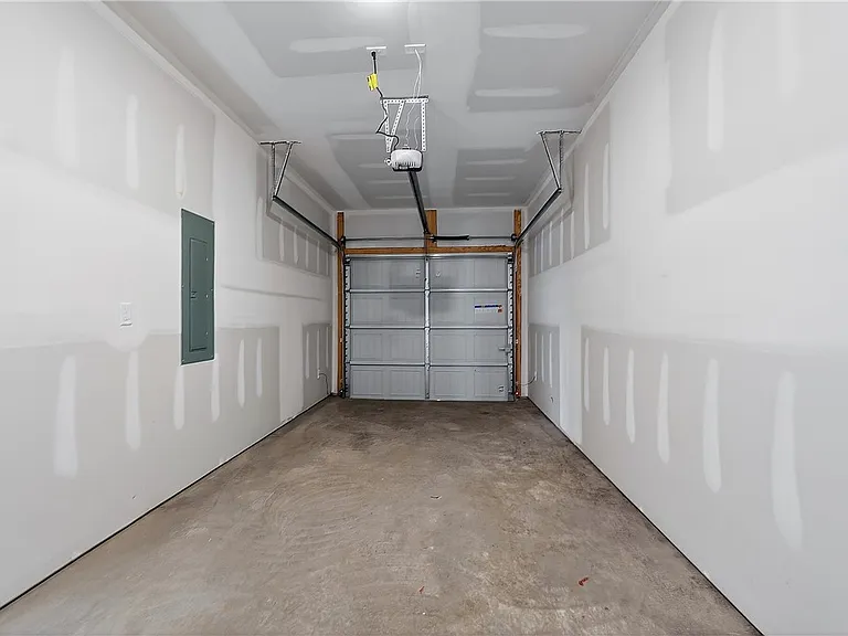 6802 SW Dignity Ave — Photo 30