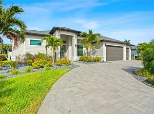 1521 SW 43rd Ln, Cape Coral, FL 33914